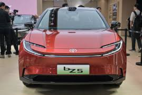 Toyota Luncurkan Kendaraan Listrik Baru di China