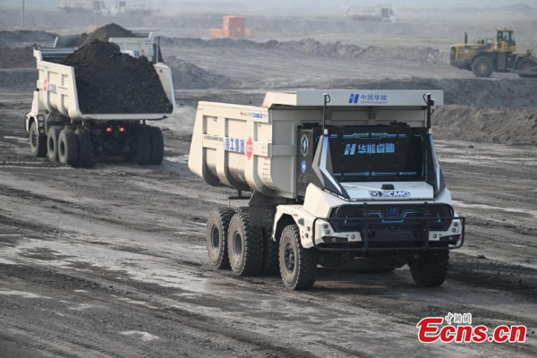 Potret : Armada Truk Tambang Tanpa Pengemudi &hellip;