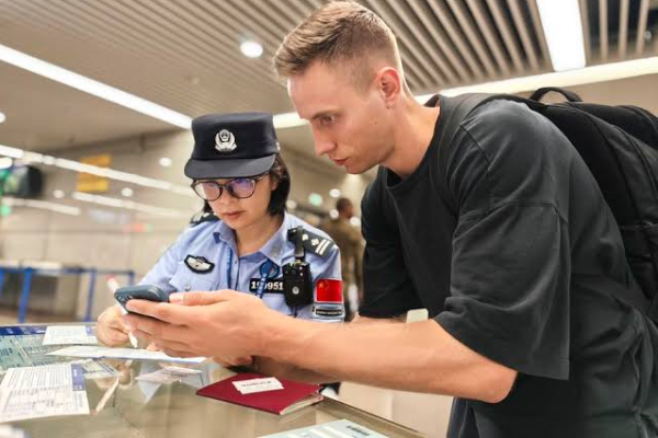 China Buka Akses Bebas Visa Bagi 75 Warga Negara &hellip;