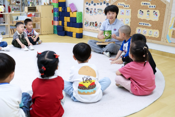 China Perkenalkan Sistem Subsidi Pengasuhan Anak &hellip;