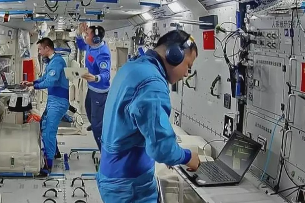 Awak Shenzhou-20 Tiongkok Bersiap Putaran Ke-4 &hellip;