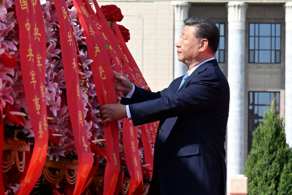 Xi Jinping Pimpin Ziarah di Lapangan Tian’anmen &hellip;