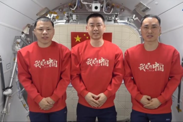 Salam Dari Orbit, Taikonaut Shenzhou-20 Ucapkan &hellip;