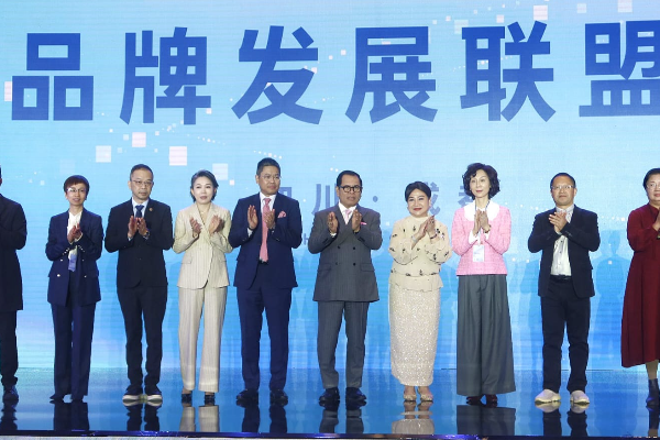 Potret : Resepsi Golden Flag Award