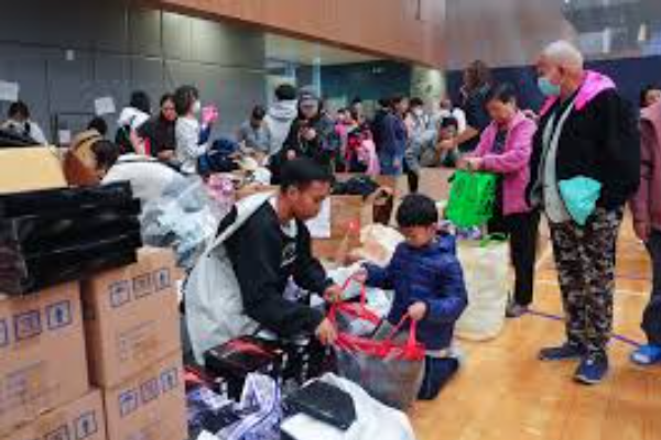 Hong Kong Gandakan Bantuan Tunai untuk Keluarga &hellip;