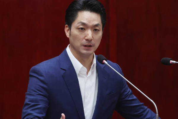 Ditengah Pengawasan Ketat, Wali Kota Taipei &hellip;