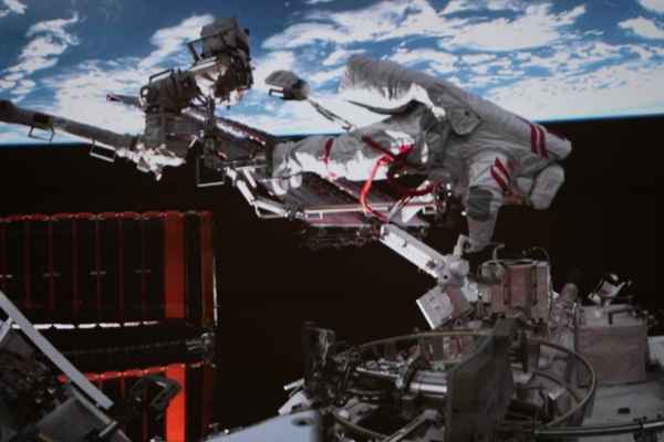 Rekor Baru di Orbit, Stasiun Antariksa China &hellip;