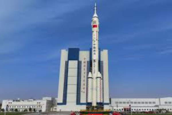 Roket Long March-2F Berhasil Orbitkan Wahana Uji &hellip;